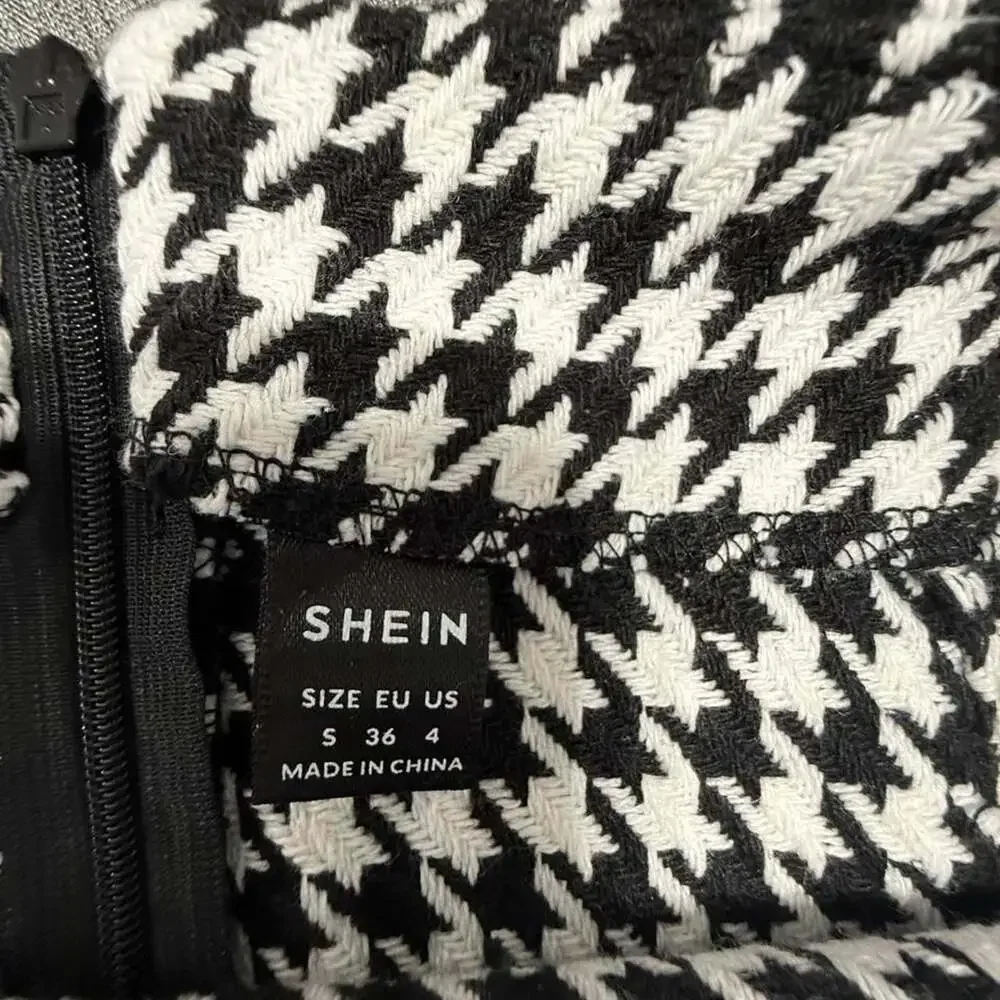 SHEIN Black and White Houndstooth Mini Skirt Size S
